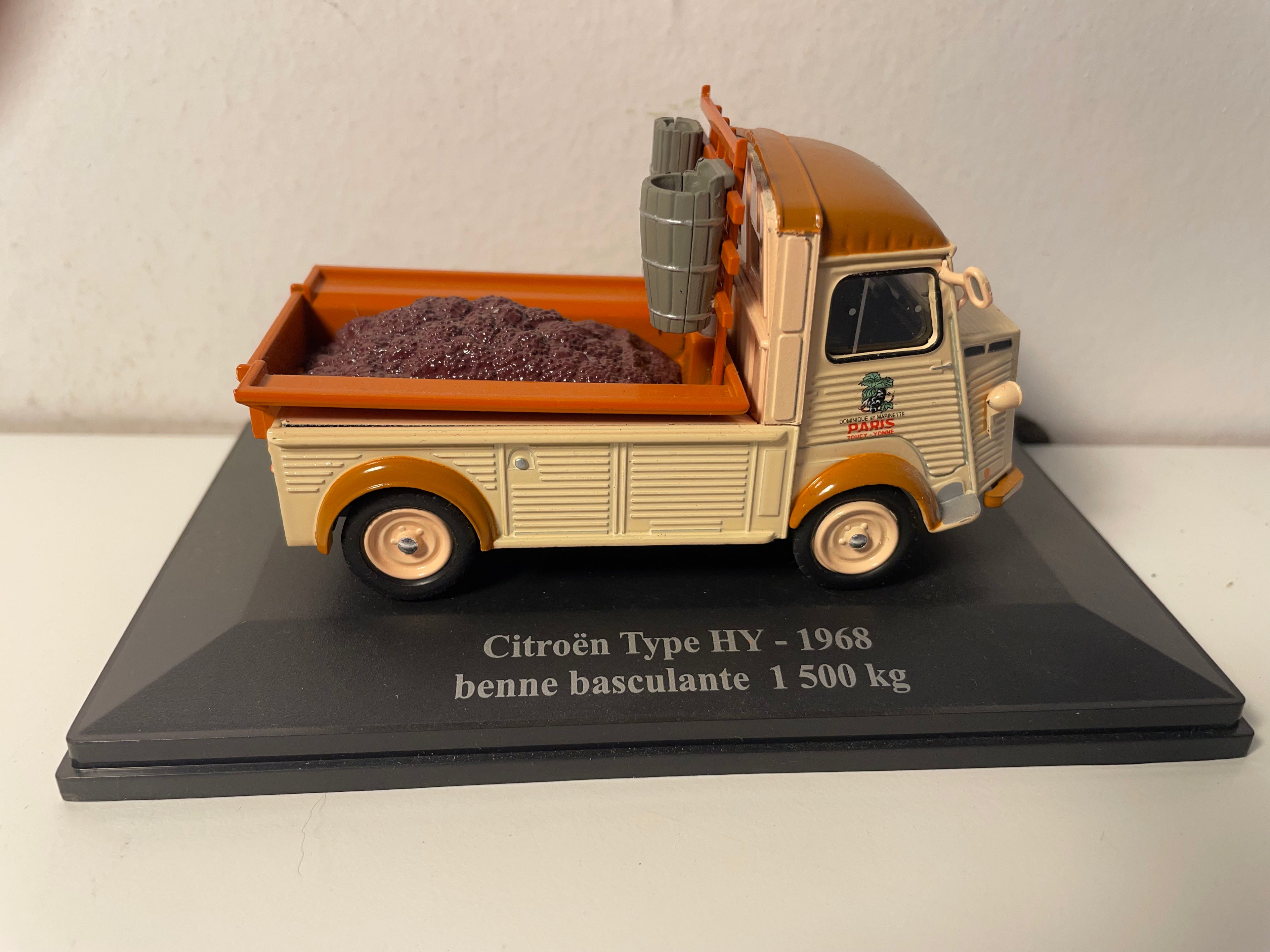 Citroën tipo HY del 1968 volquete 1500 kg