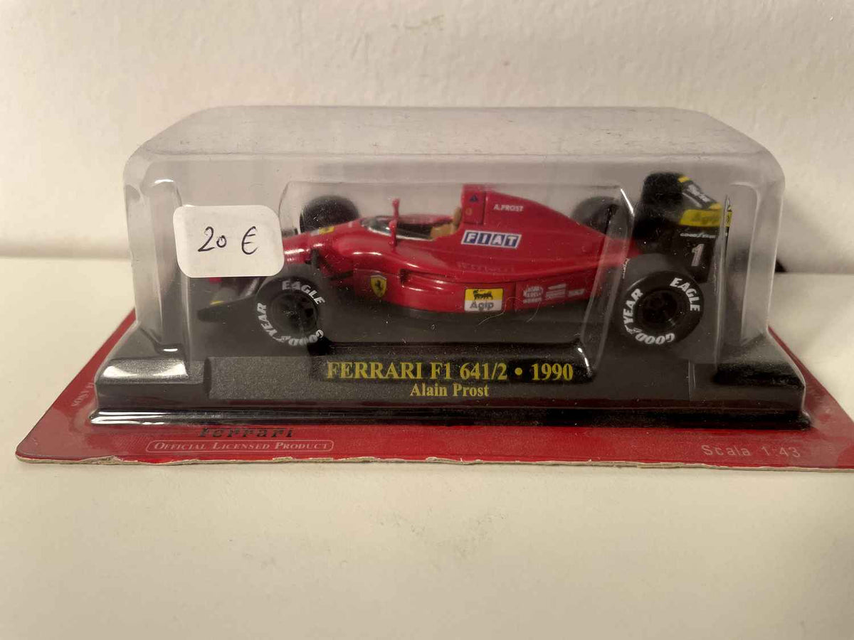 Ferrari F1 641/2 rouge numéro 1 de 1990 - Formule 1 - Alain Prost