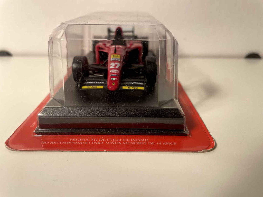Ferrari 412T2 rouge numéro 27 de 1995 - Formule 1 - Jean Alési