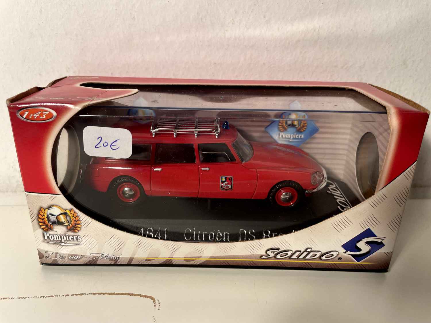 Citroën DS ambulancia (Solido referencia 4841)