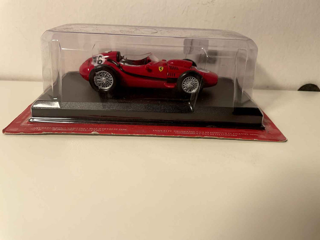 Ferrari 246 F1 czerwony numer 16 z 1958 - Formuła 1 (Altaya)