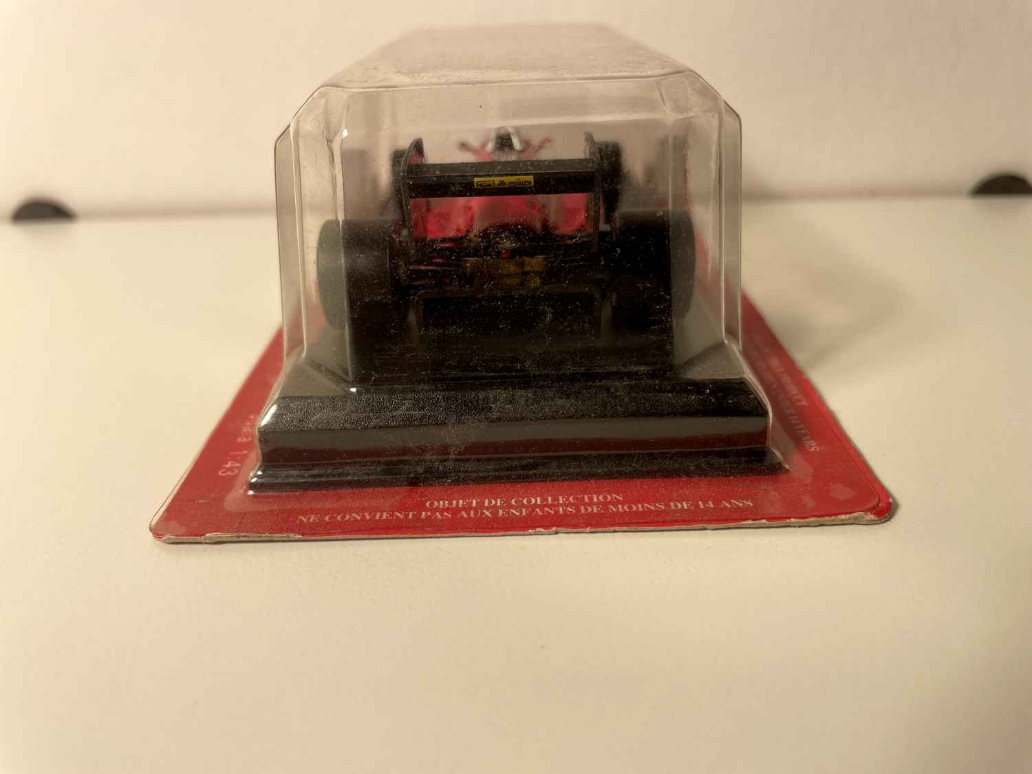 Ferrari 156-85 rood nummer 27 uit 1985 - Formule 1 (Altaya)