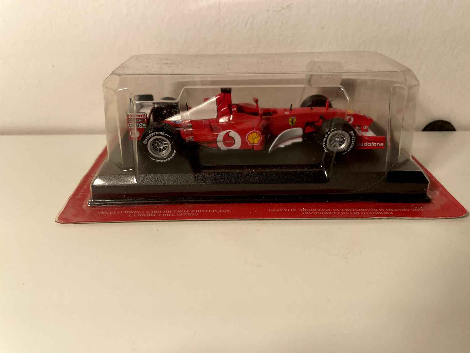 Ferrari F2002 rouge numéro 1 de 2002 - Formule 1 - Michael Schumacher