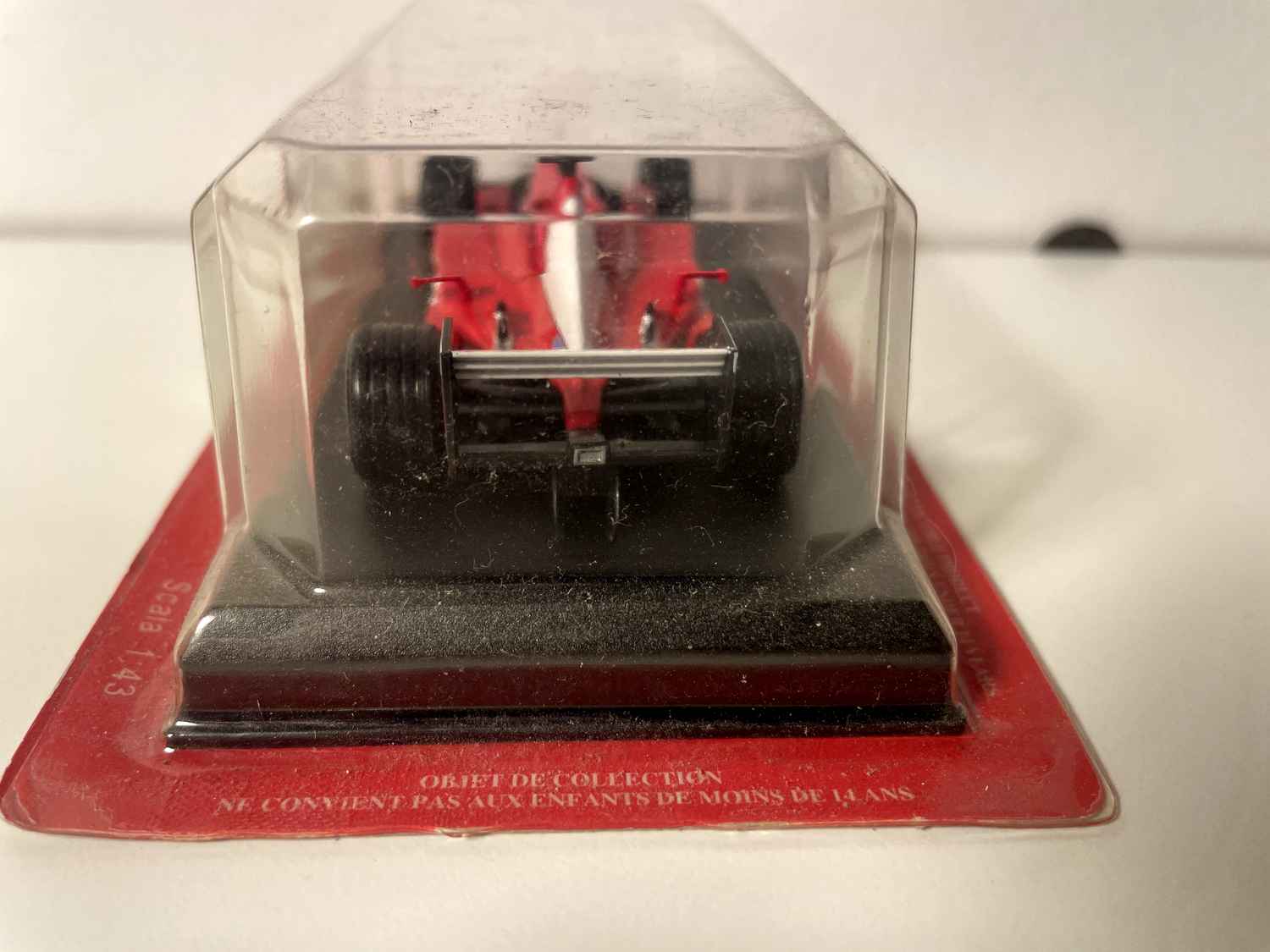 Ferrari F2002 rouge numéro 1 de 2002 - Formule 1 - Michael Schumacher