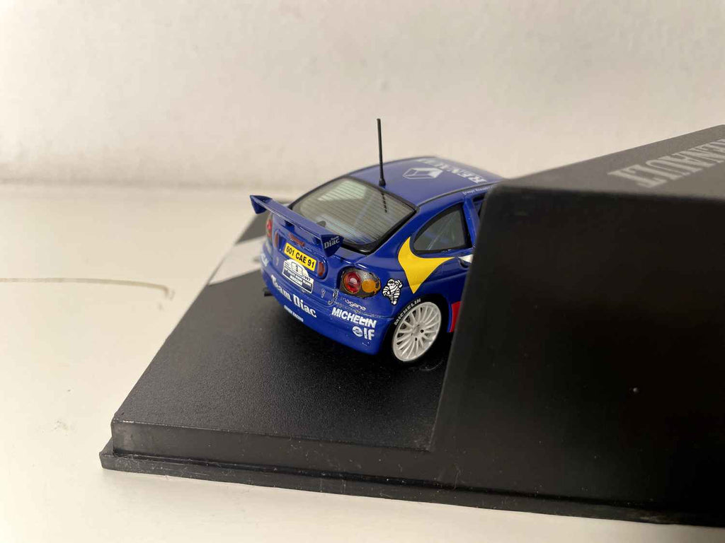 Renault Maxi Mégane blaue Nummer 3 Frankreich 1997 (quadratische Box) - Vitesse
