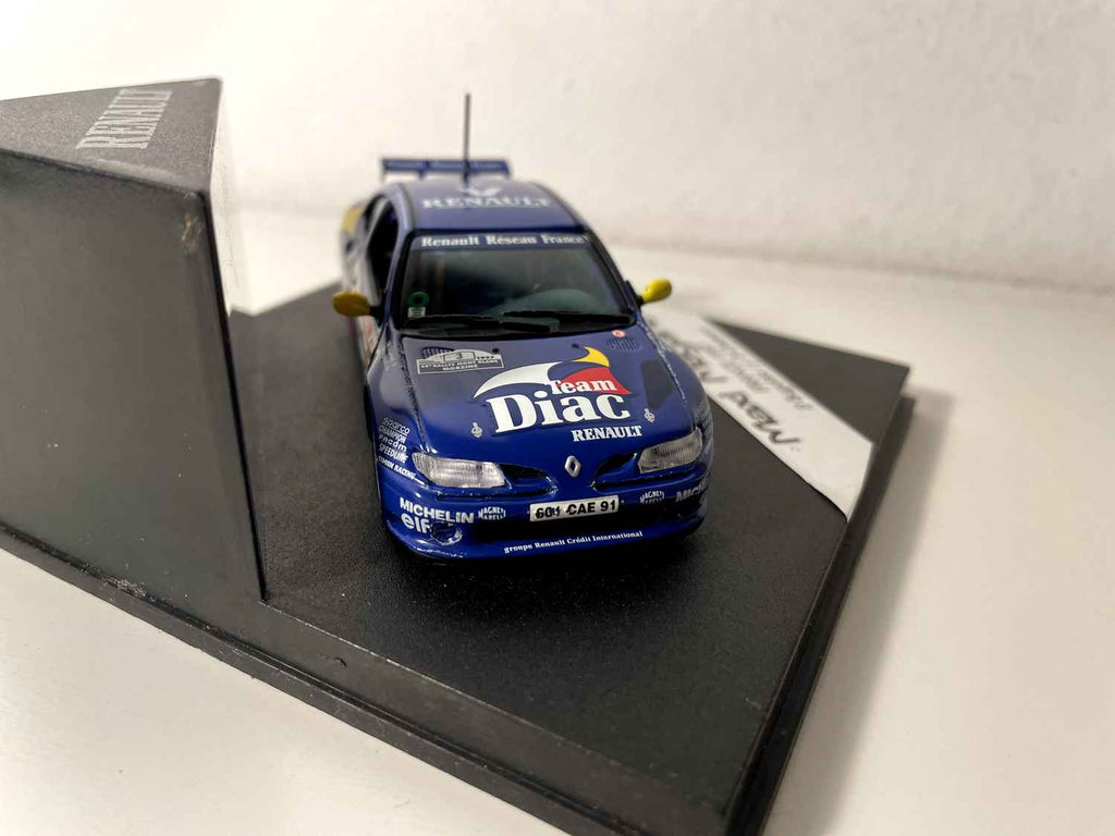 Renault Maxi Mégane blaue Nummer 3 Frankreich 1997 (quadratische Box) - Vitesse