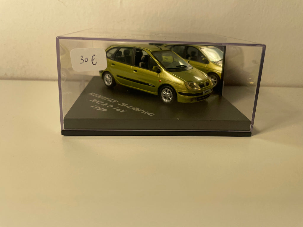 Renault Scénic RXI 2.0 16V verde de 1999 - VITESSE (caixa quadrada)