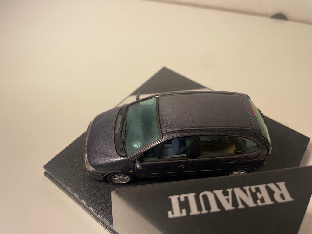 Renault Mégane Scénic Dark Blue - VITESSE (Square Box Set)