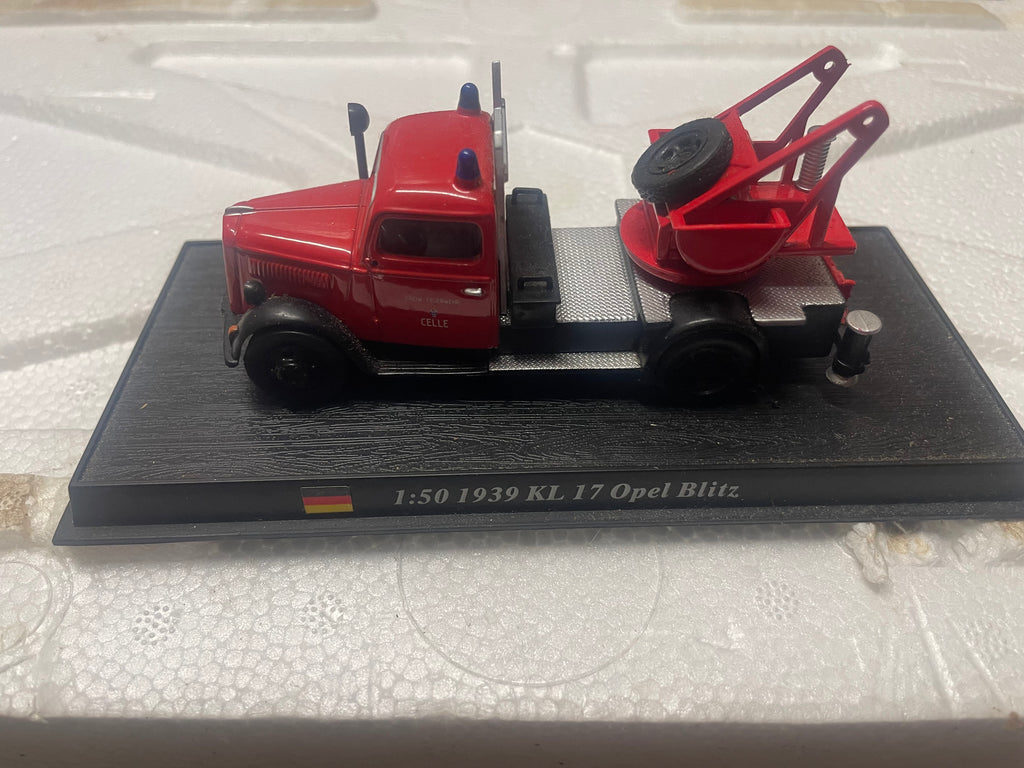 Véhicules de pompiers (lot de 26 véhicules): EN L'ETAT
