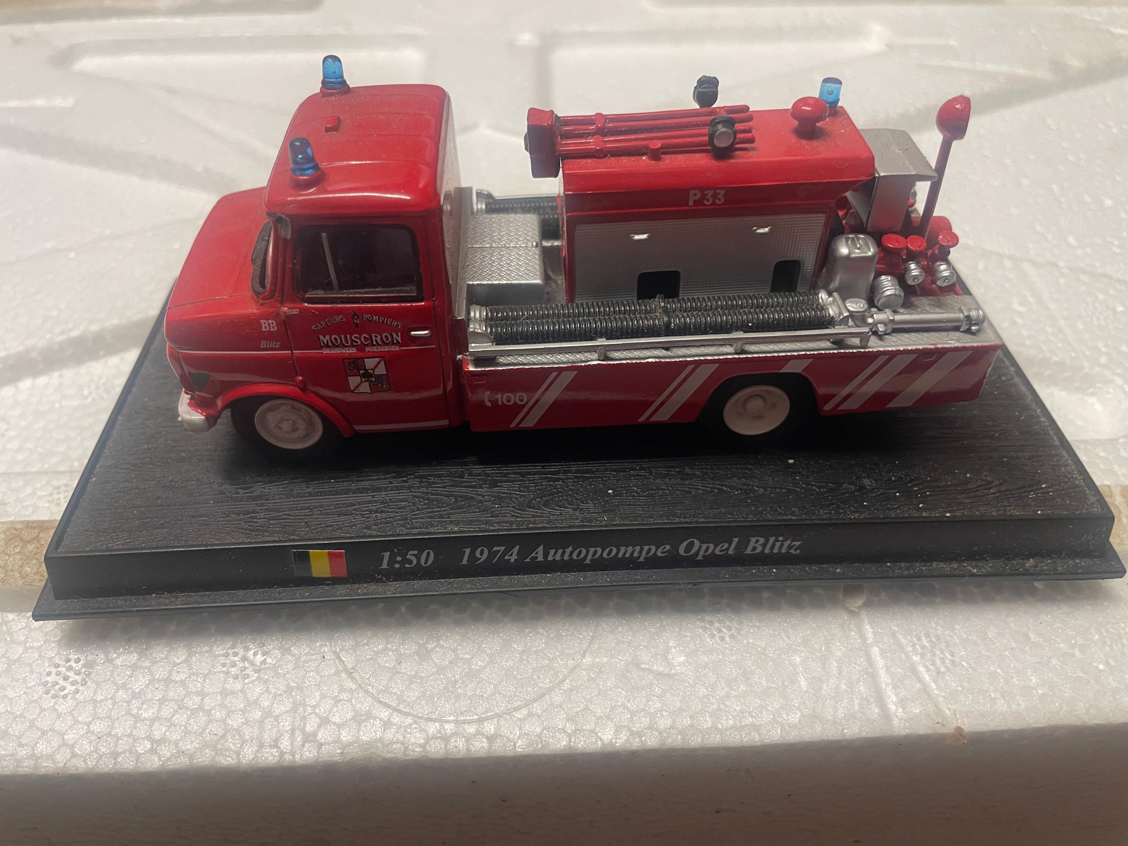 Véhicules de pompiers (lot de 26 véhicules): EN L'ETAT