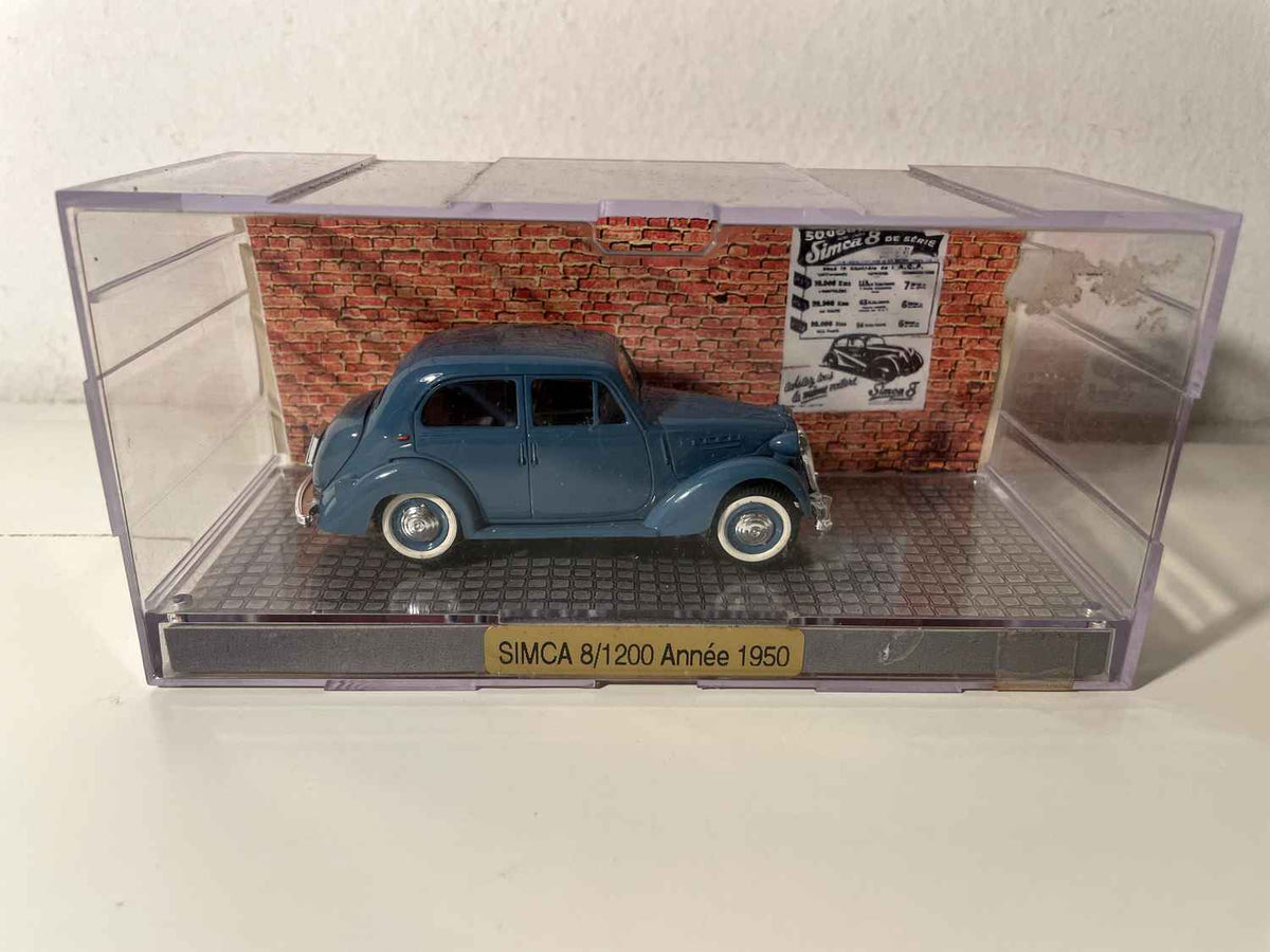 Simca 8/1200 blau von 1950 - Norev