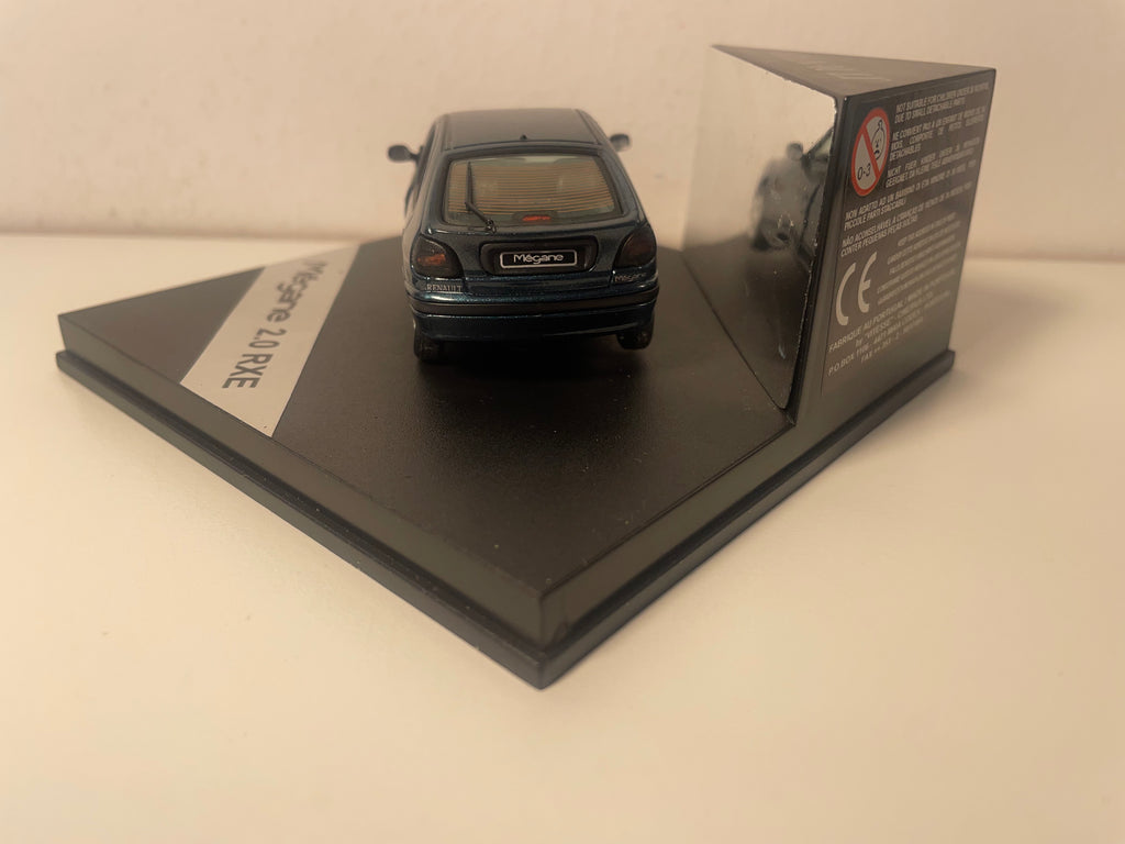 Renault Mégane 2.0 RXE verte foncée? - VITESSE (coffret boite carrée)