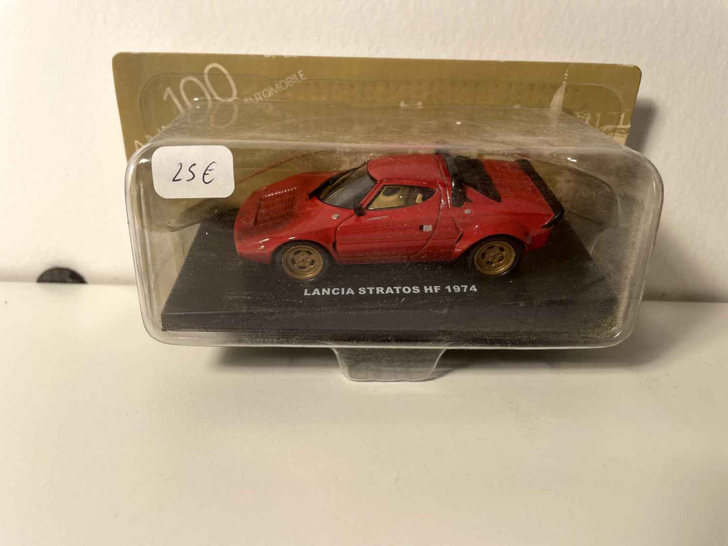 Lancia Stratos HF czerwony z 1974 roku - De Agostini