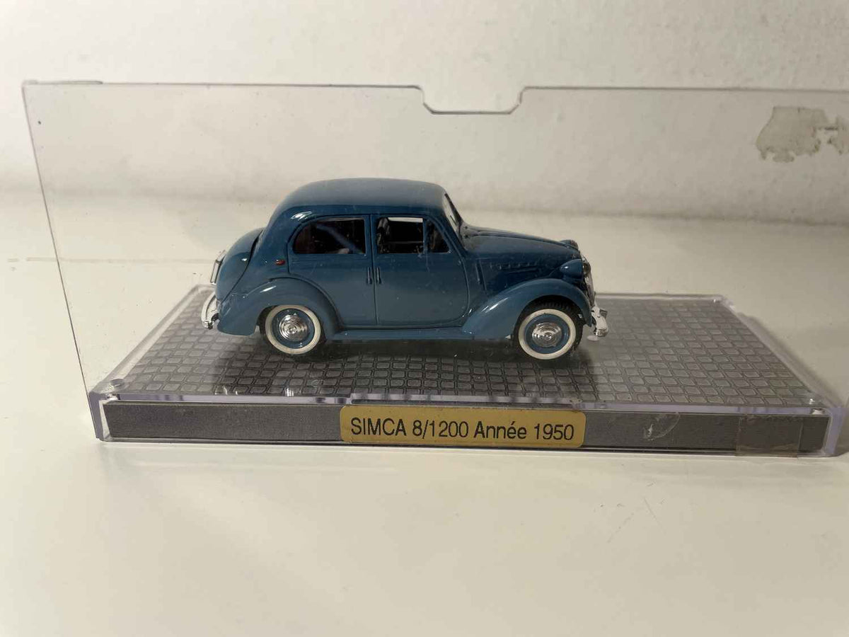 Simca 8/1200 blau von 1950 - Norev