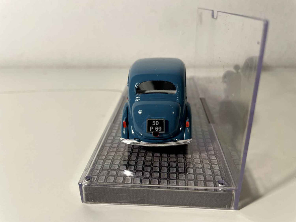 Simca 8/1200 blau von 1950 - Norev