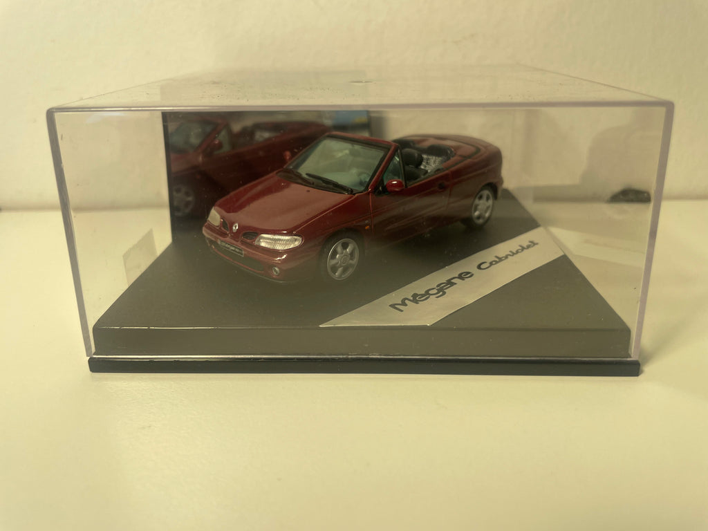Renault Mégane Cabriolet burdeos - VITESSE (caja cuadrada)