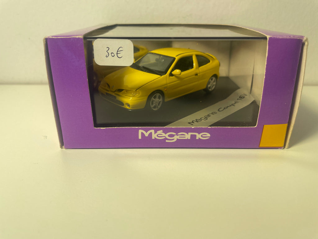 Renault Mégane Coupé 16V jaune - VITESSE (coffret boite carrée) avec boite en carton violette
