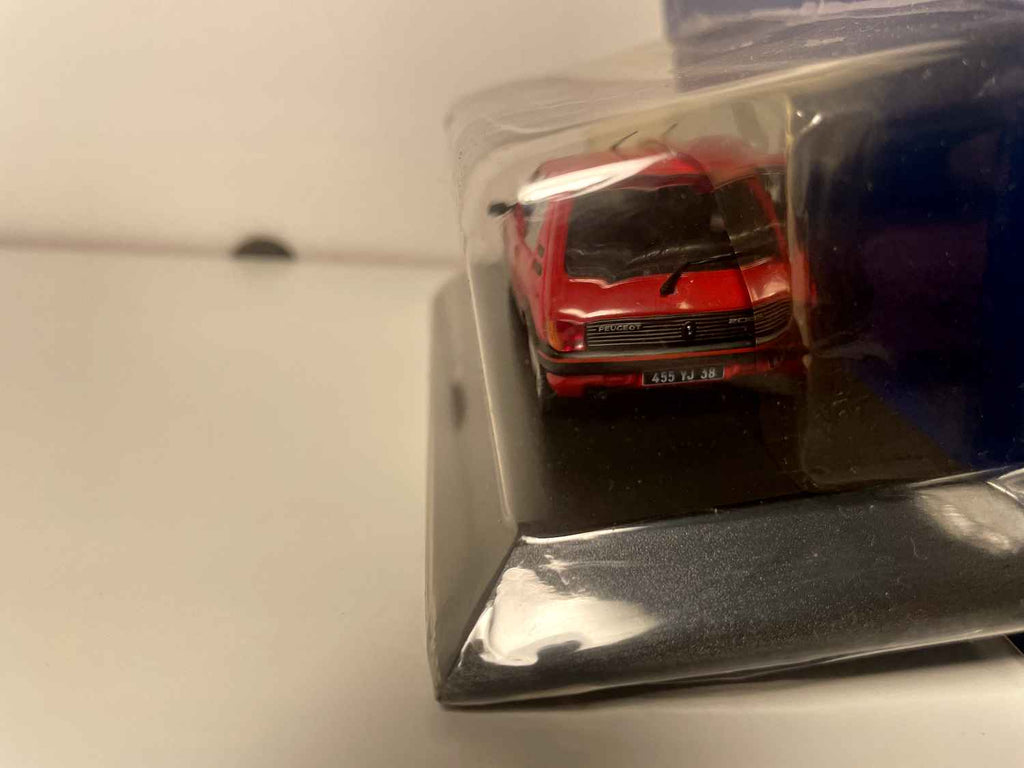 Peugeot 205 GTI vermelho de 1989