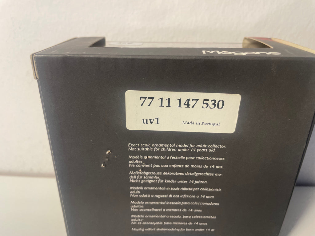 Renault Mégane coupé 16V jaune - VITESSE (coffret boite carrée) avec boite en carton marron