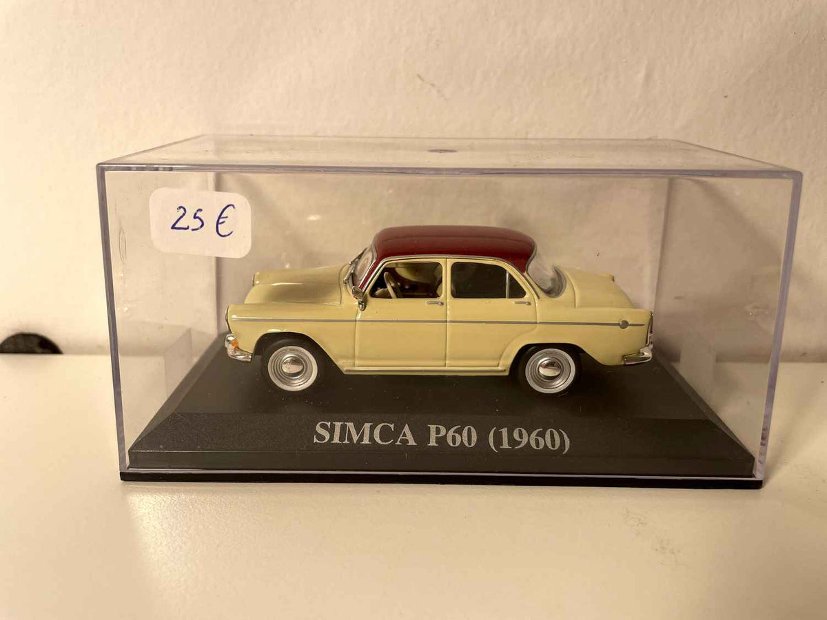 Simca P60 beige con techo burdeos de 1960