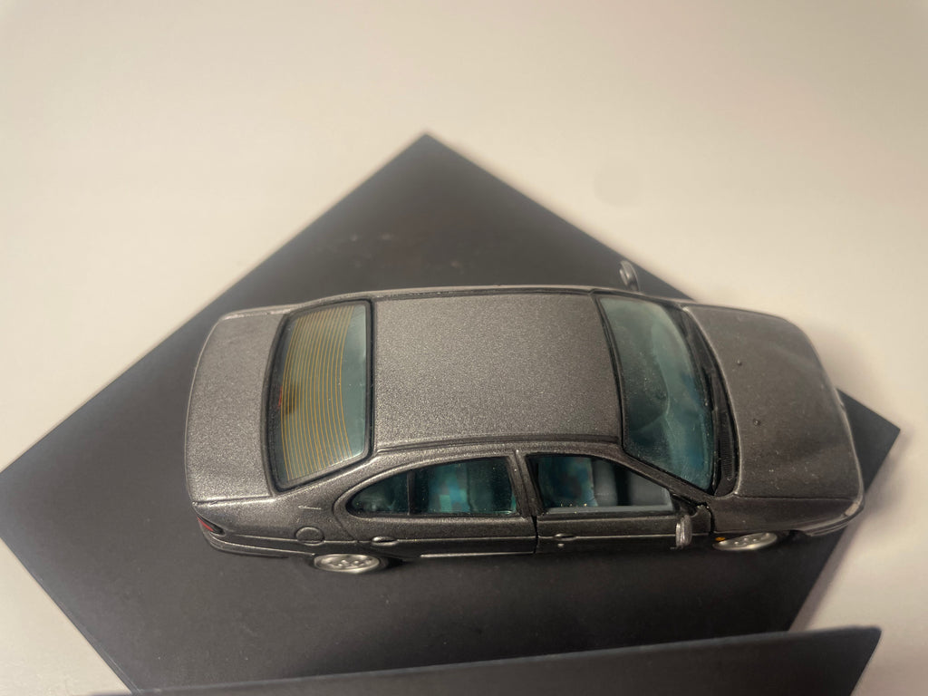 Renault Mégane Classic grise - VITESSE (coffret boite carrée)