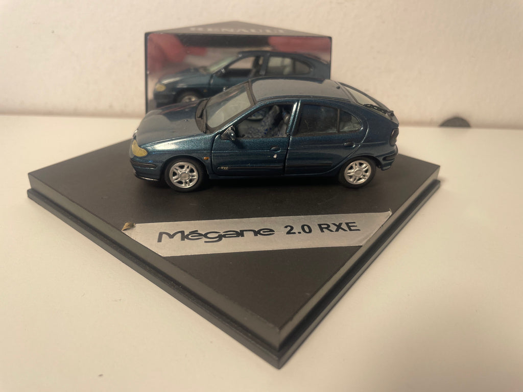 Renault Mégane 2.0 RXE verte - VITESSE (coffret boite carrée)