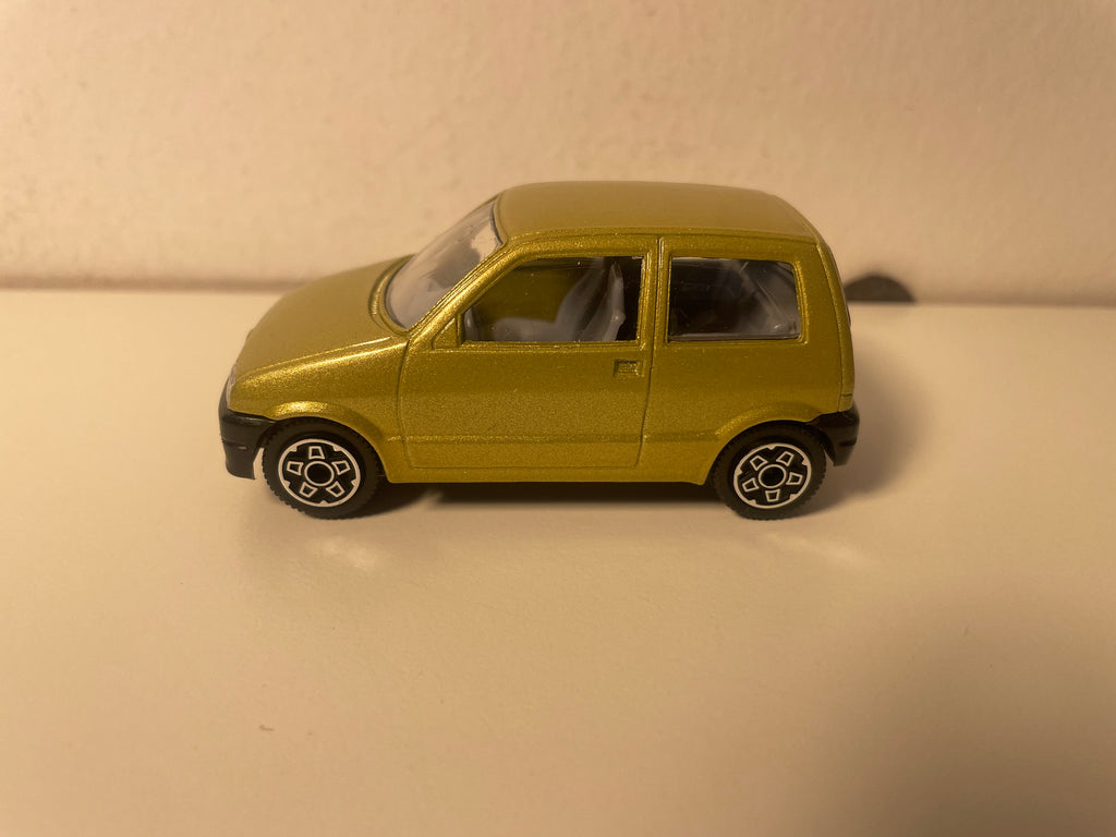 Fiat Cinquecento gréng? - Burago Referenz 4193