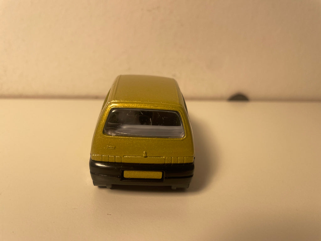 Fiat Cinquecento gréng? - Burago Referenz 4193