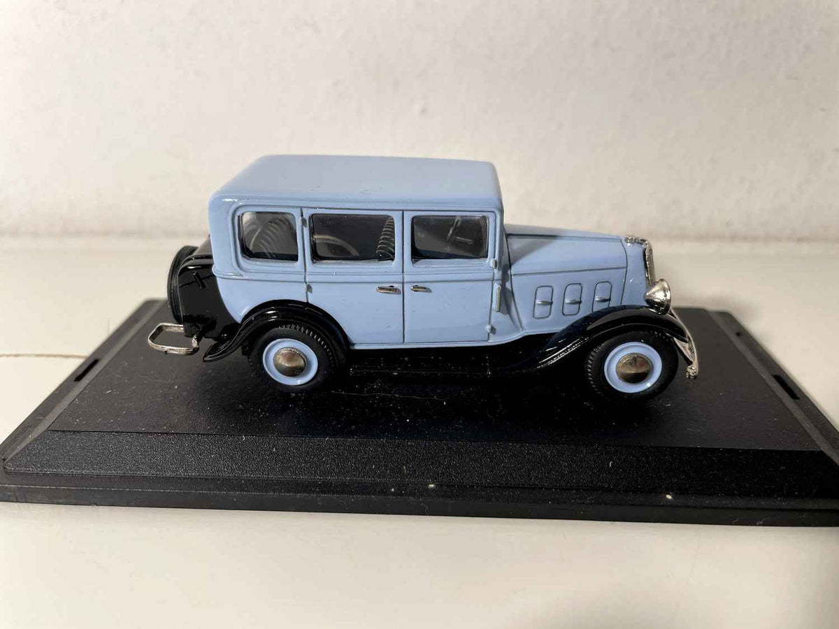 1934 Blue Renault Monaquatre (Classics Collection by C.C.C.)