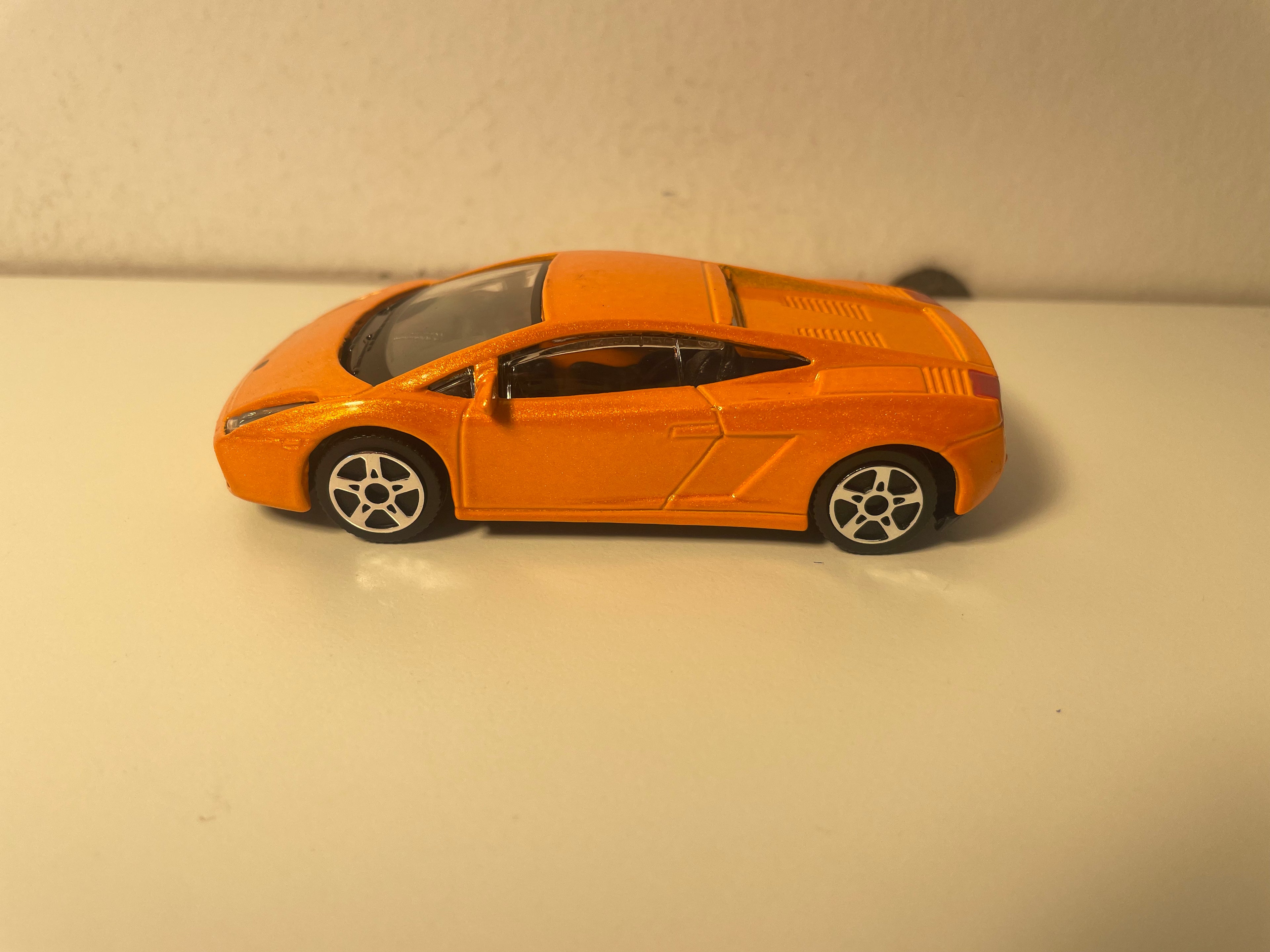Lamborghini Gallardo orange - BURAGO