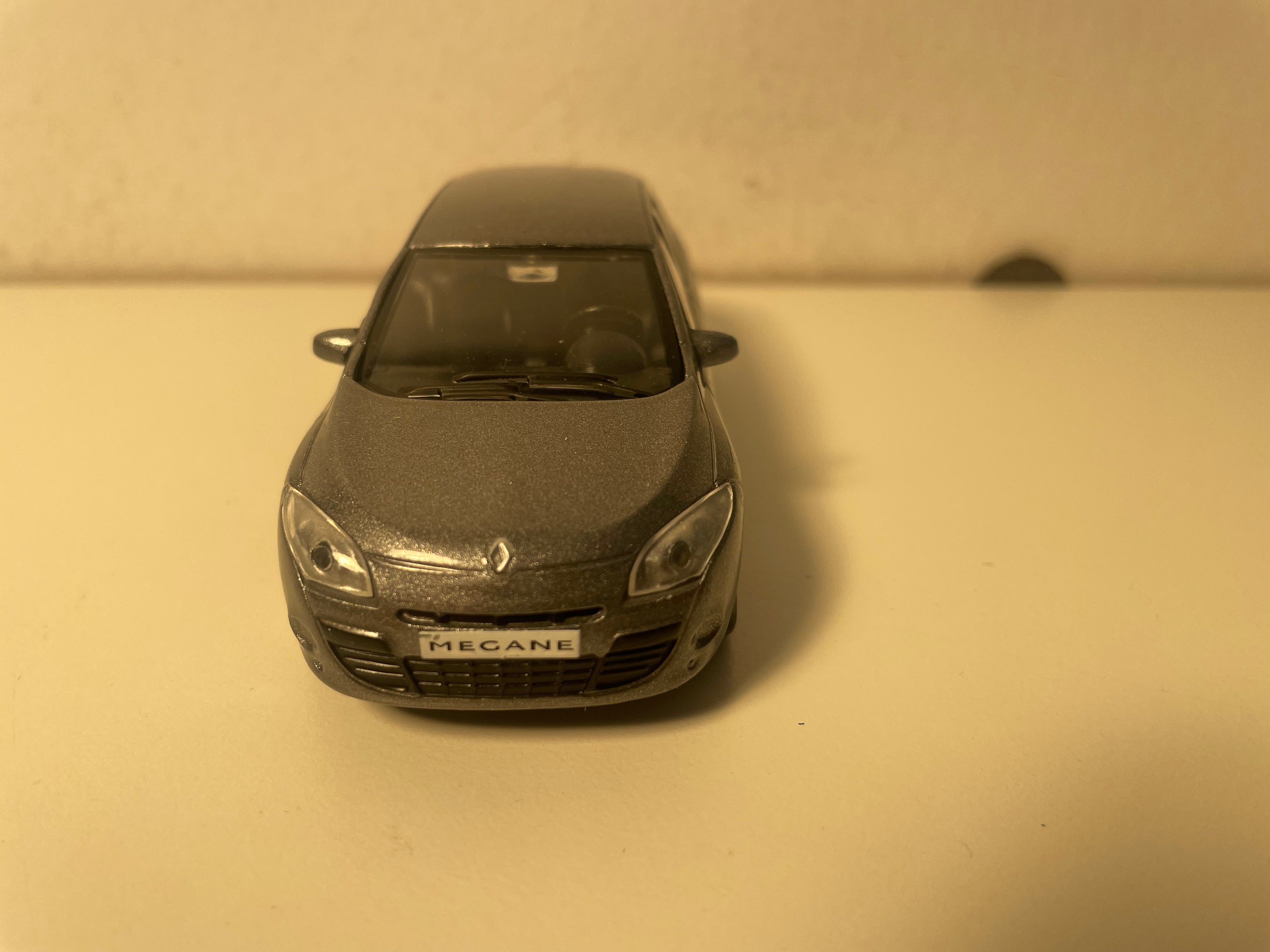 Renault Mégane Gray - MONDO MONDORS