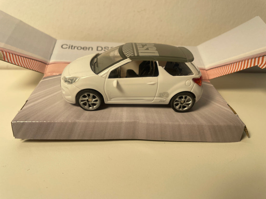 Citroën DS3 Racing blanche et toit gris - Mondo Motors