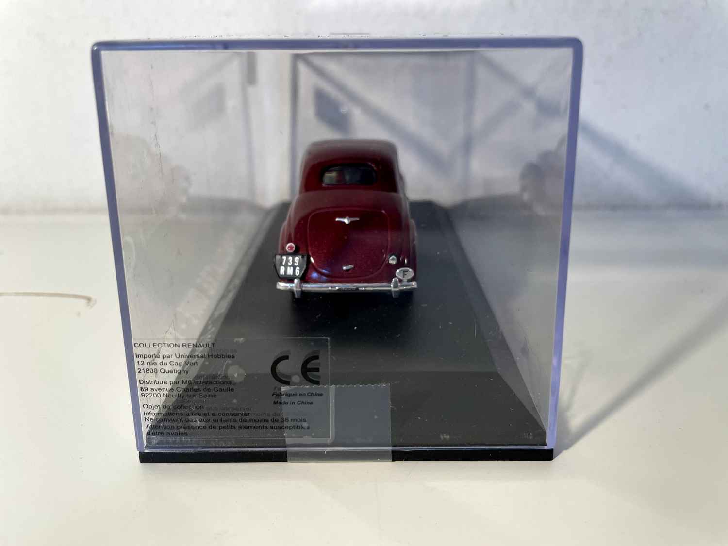 1941 Renault Juvaquatre Burdeos Coupé