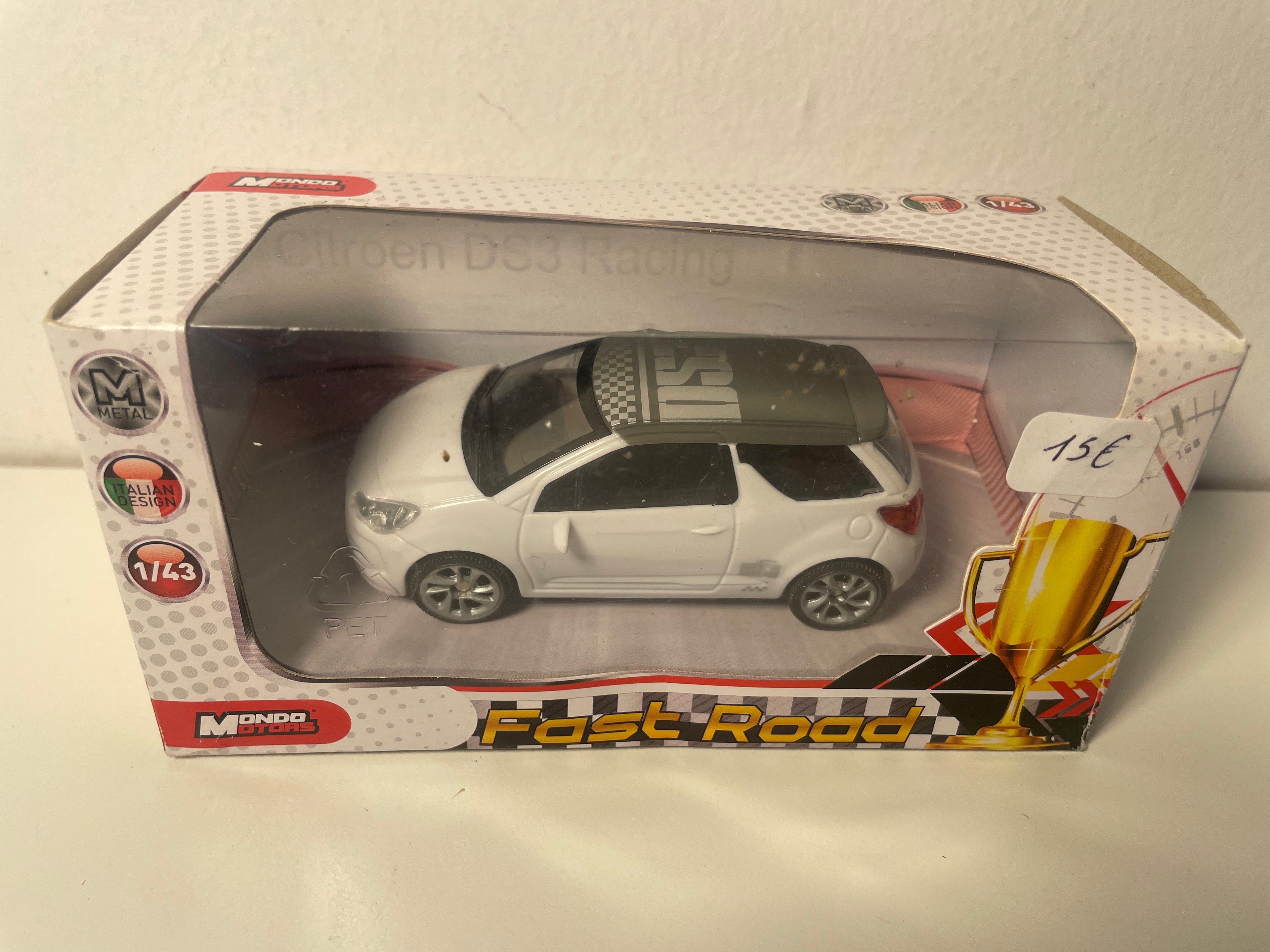 Citroën DS3 Racing blanche et toit gris - Mondo Motors