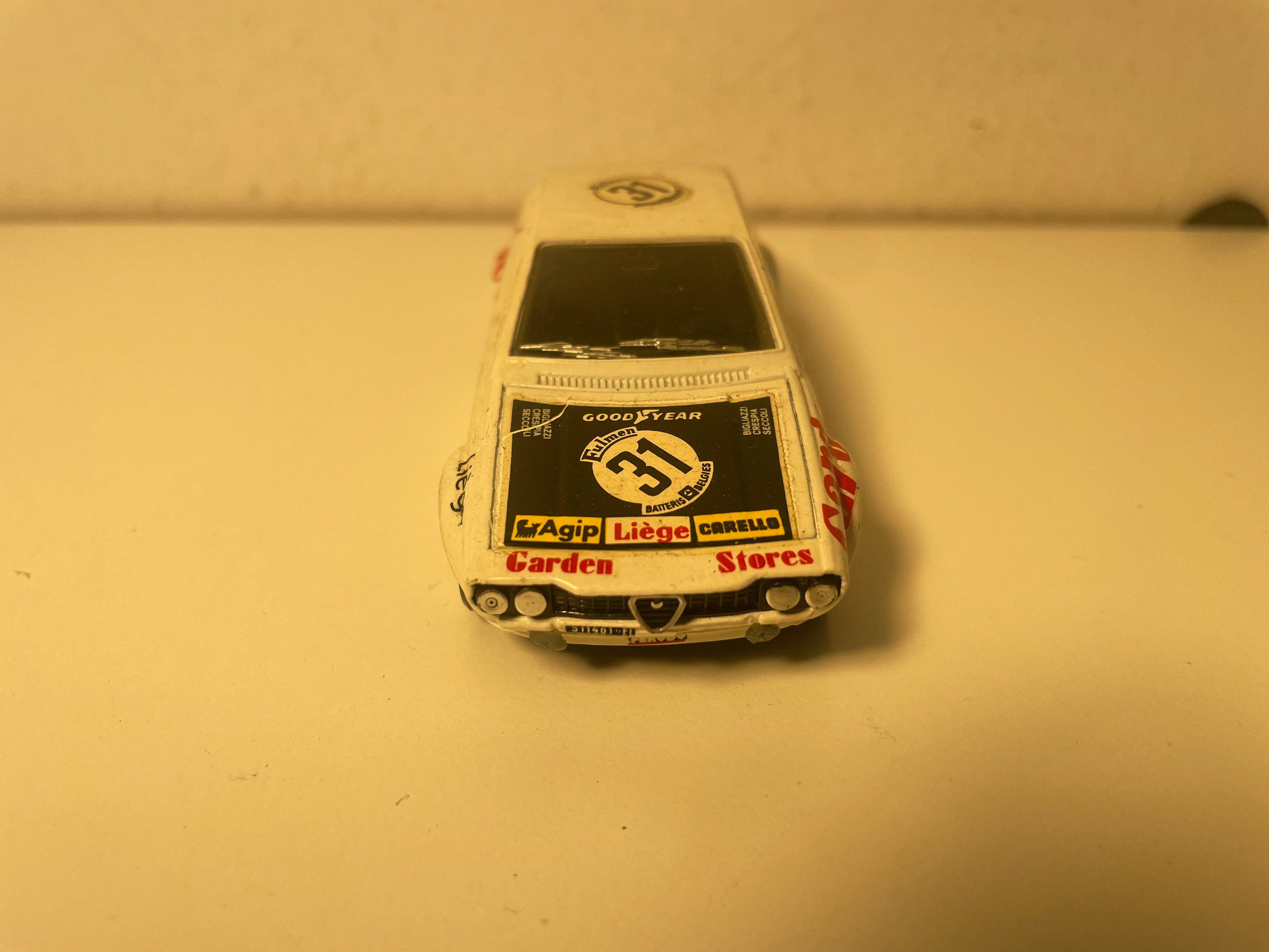 Alfa Roméo Alfetta GTV blanche - SOLIDO (fabrication française)