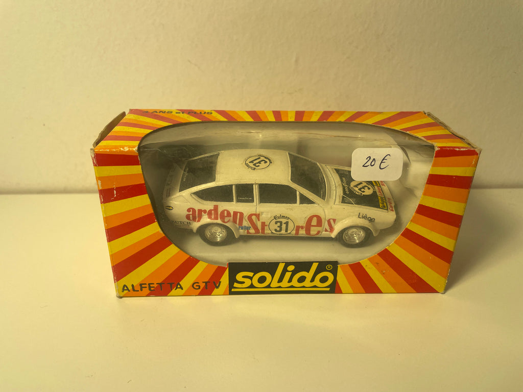Alfa Roméo Alfetta GTV blanche - SOLIDO (fabrication française)