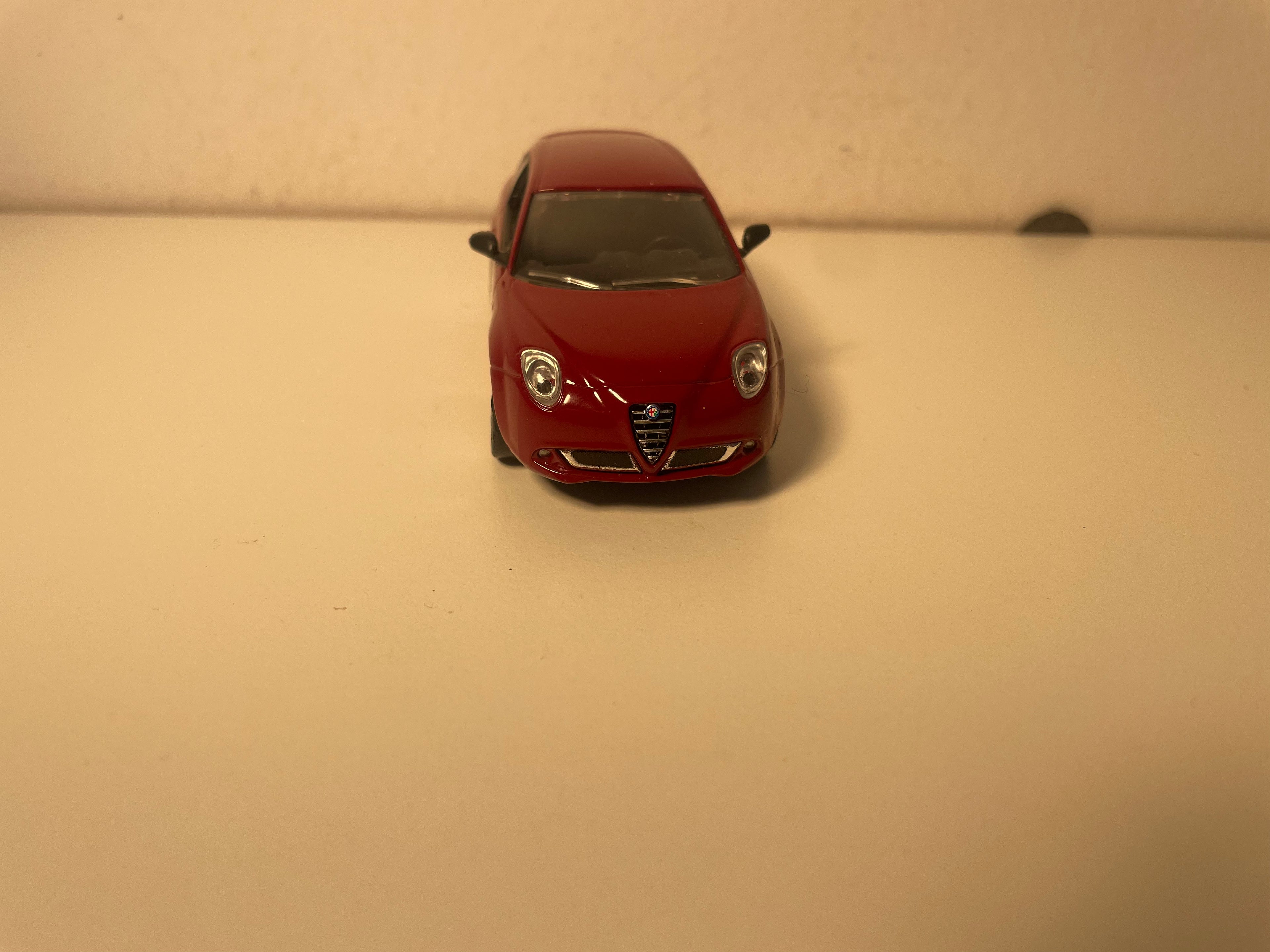 Alfa Roméo Mito rouge foncé/bordeaux - NOREV