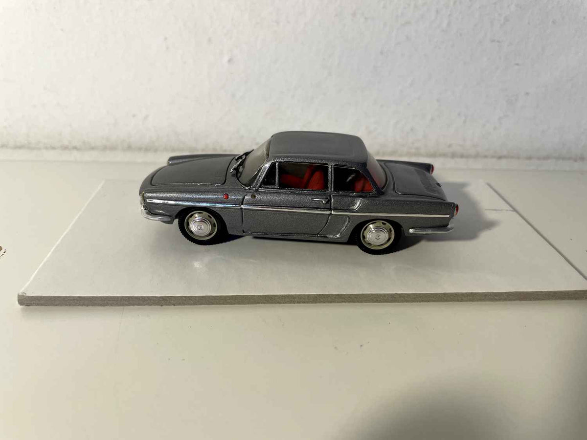 Renault Caravelle gris aus 1966 (MILLESIME)