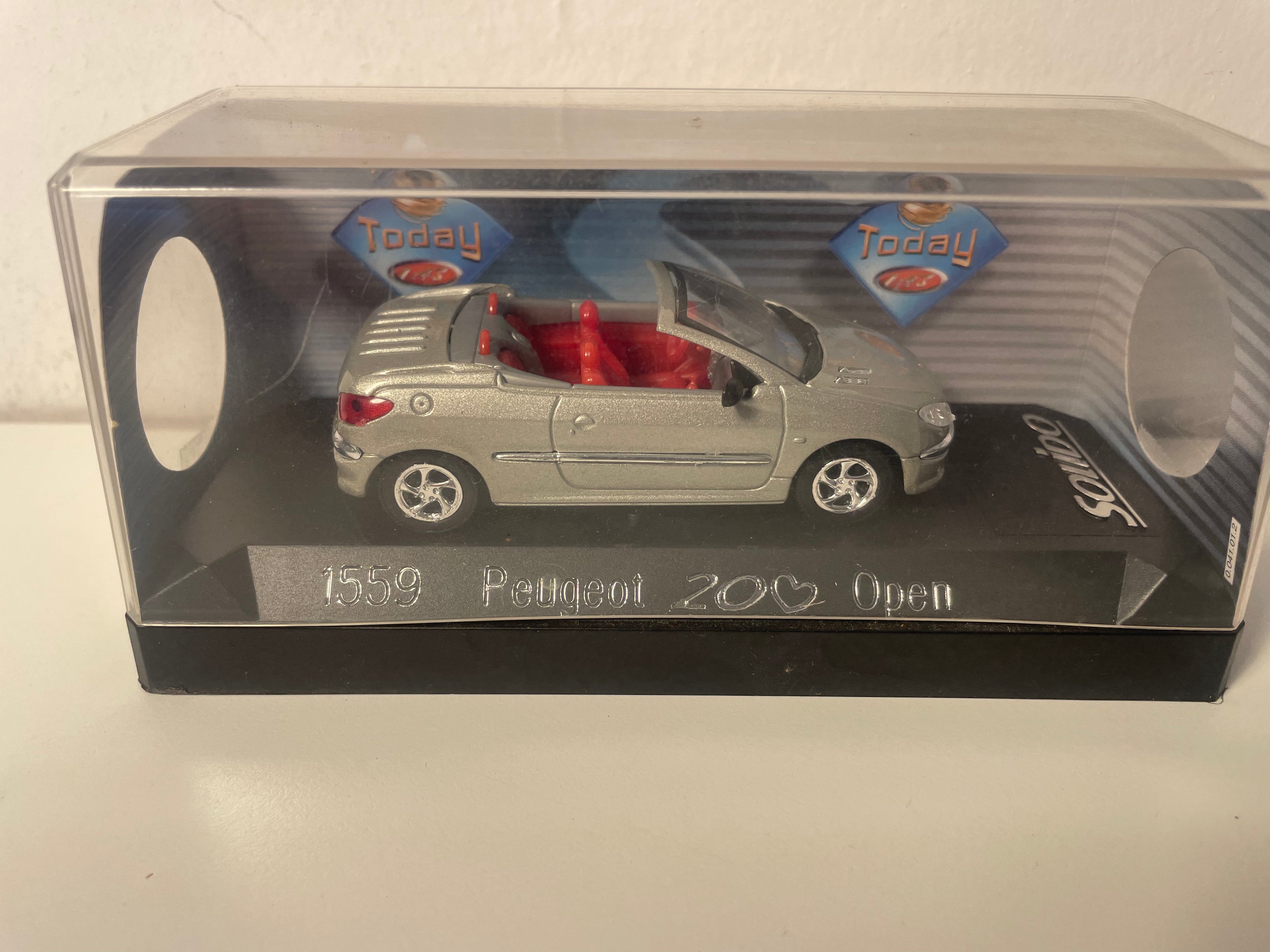 Peugeot 20 Coeur Open Grey - Solido Reference 1559