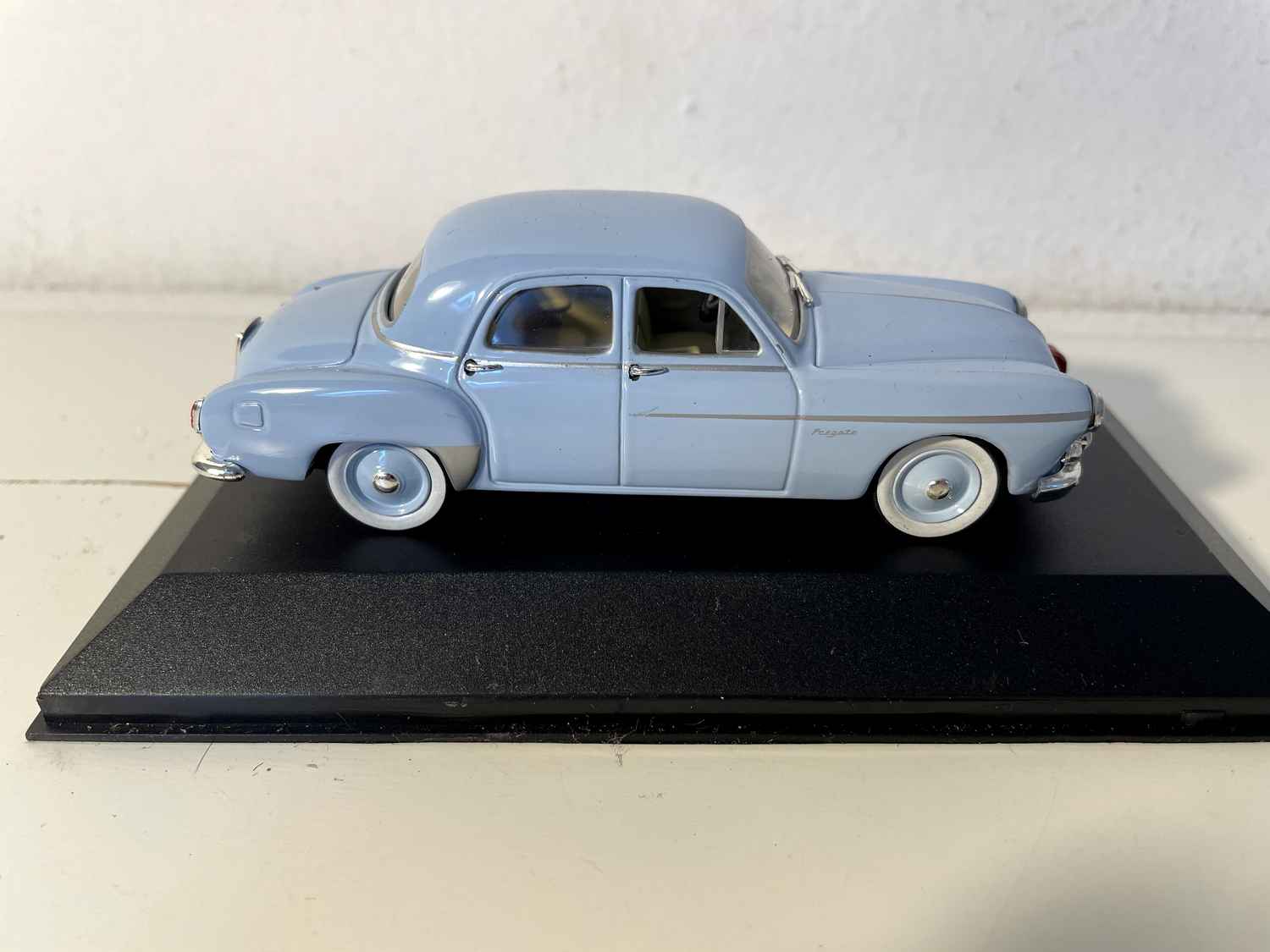 Renault Frégate Amiral azul claro de 1953 (n.º 14)