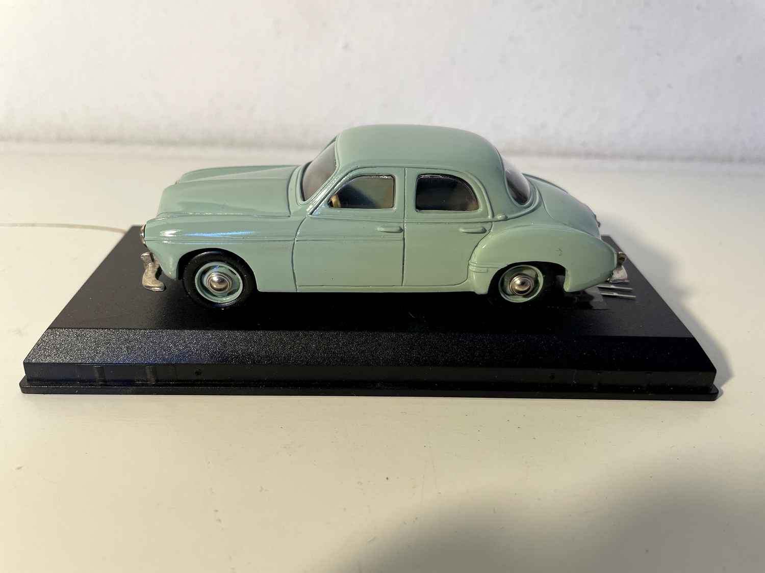 Renault Frégate verde pálido de 1958