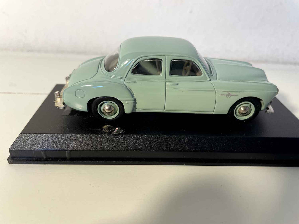 Renault Frégate verde pálido de 1958