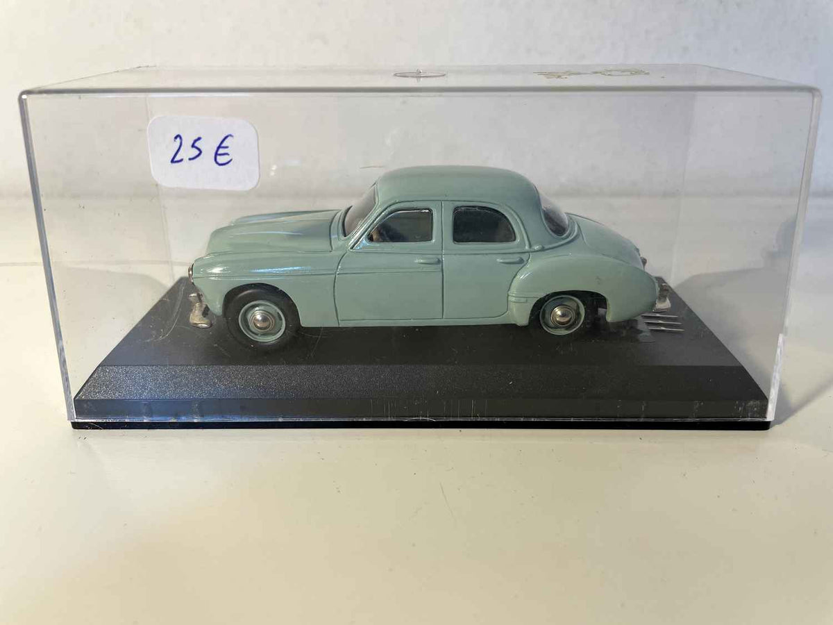 Renault Frégate verde pálido de 1958