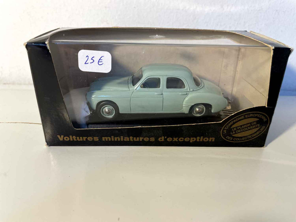 Renault Frégate verde pálido de 1958