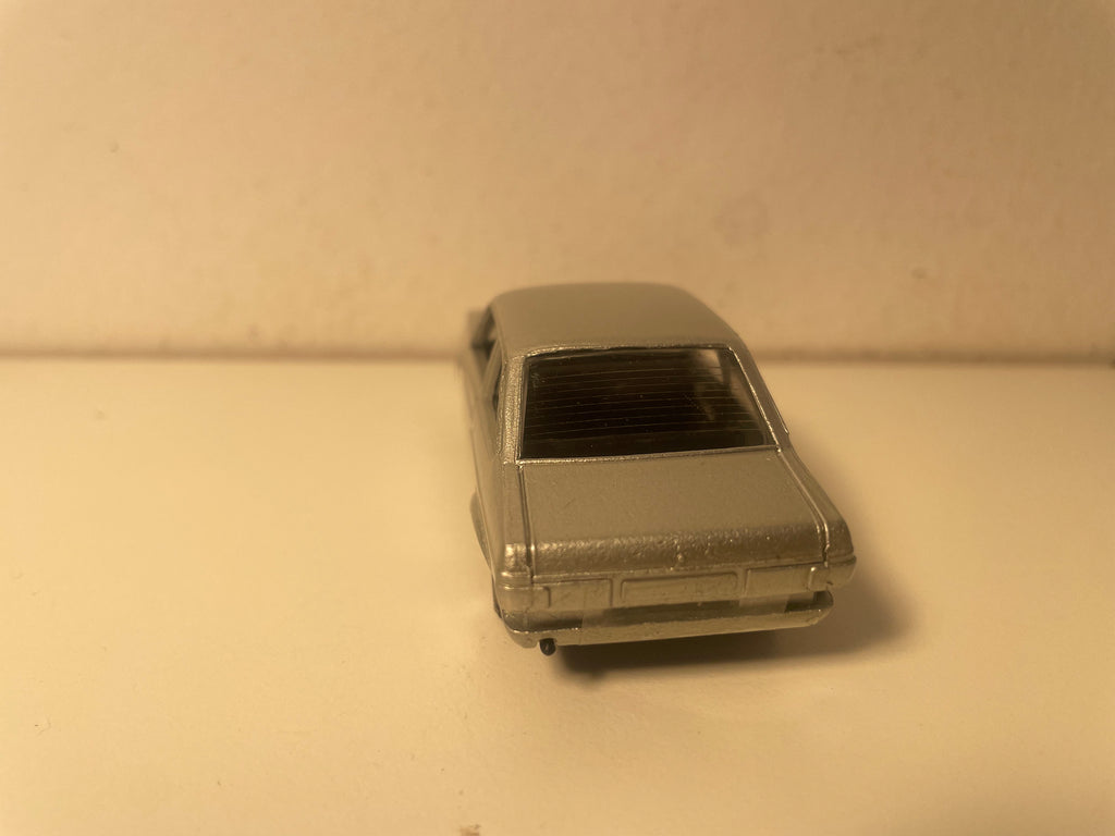 Ford Escort L szara - Solido Gam 1 N°45 (produkcja francuska)