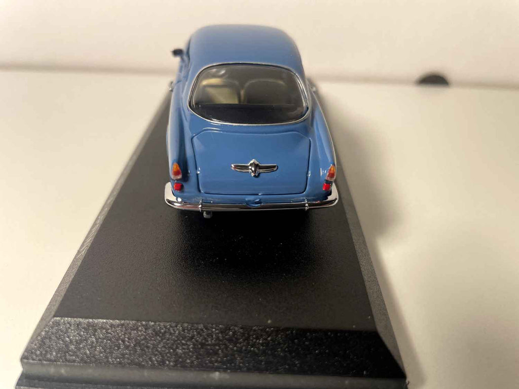 Alfa Romeo Sprint coupe niebieska z 1960 roku (kolekcja Détailcars)