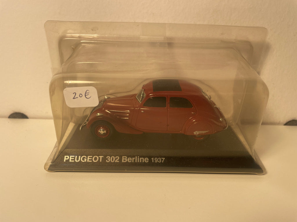 Peugeot 302 berline bordeaux de 1937 (sous blister)