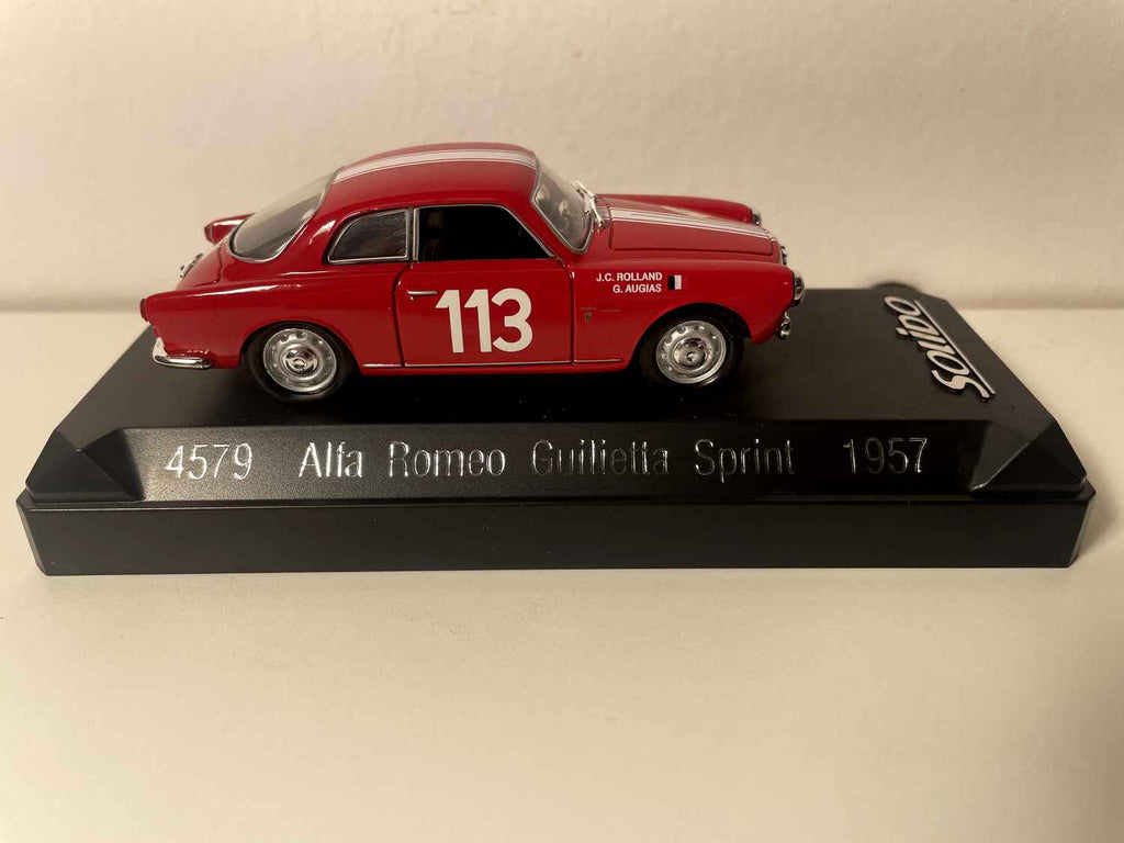 Alfa Roméo Giulietta Sprint rouge numéro 113 de 1957 - Solido référence 4579