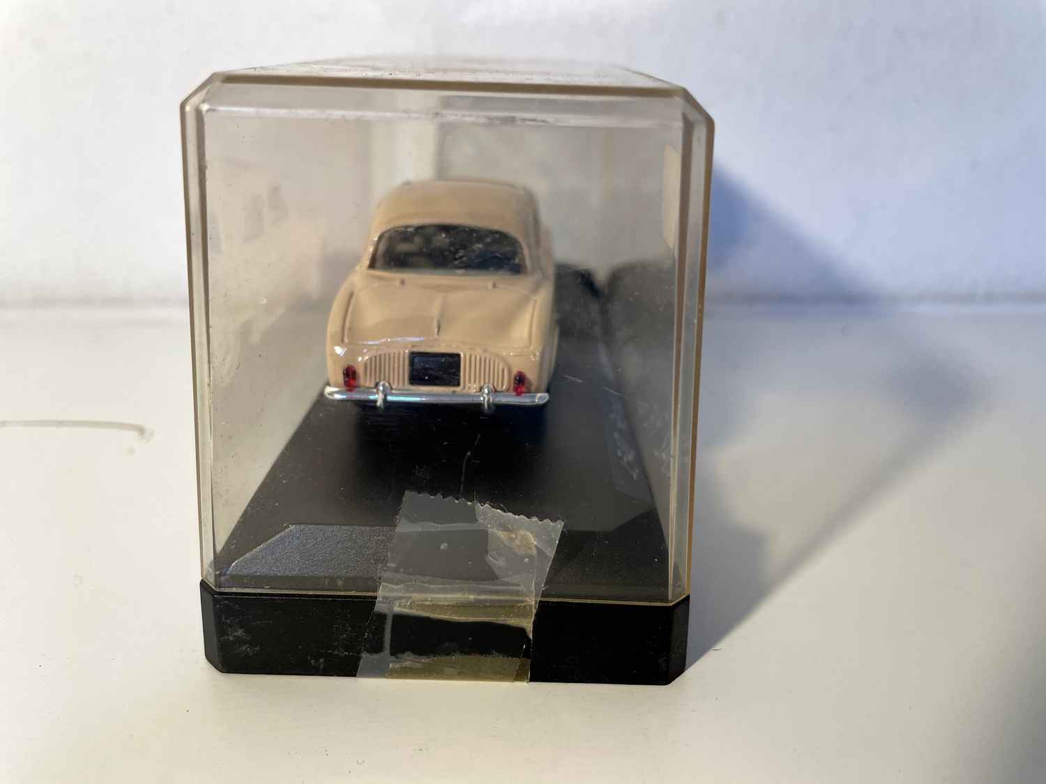 Techo corredizo marrón Renault Dauphine Solido referencia 4542