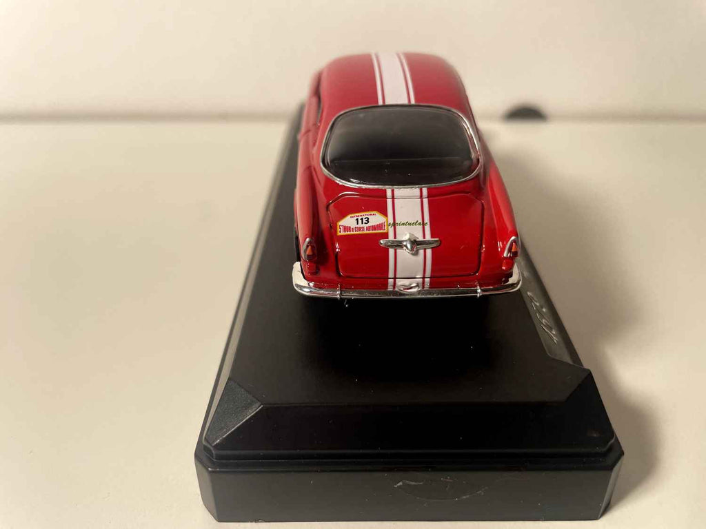 Alfa Roméo Giulietta Sprint rouge numéro 113 de 1957 - Solido référence 4579